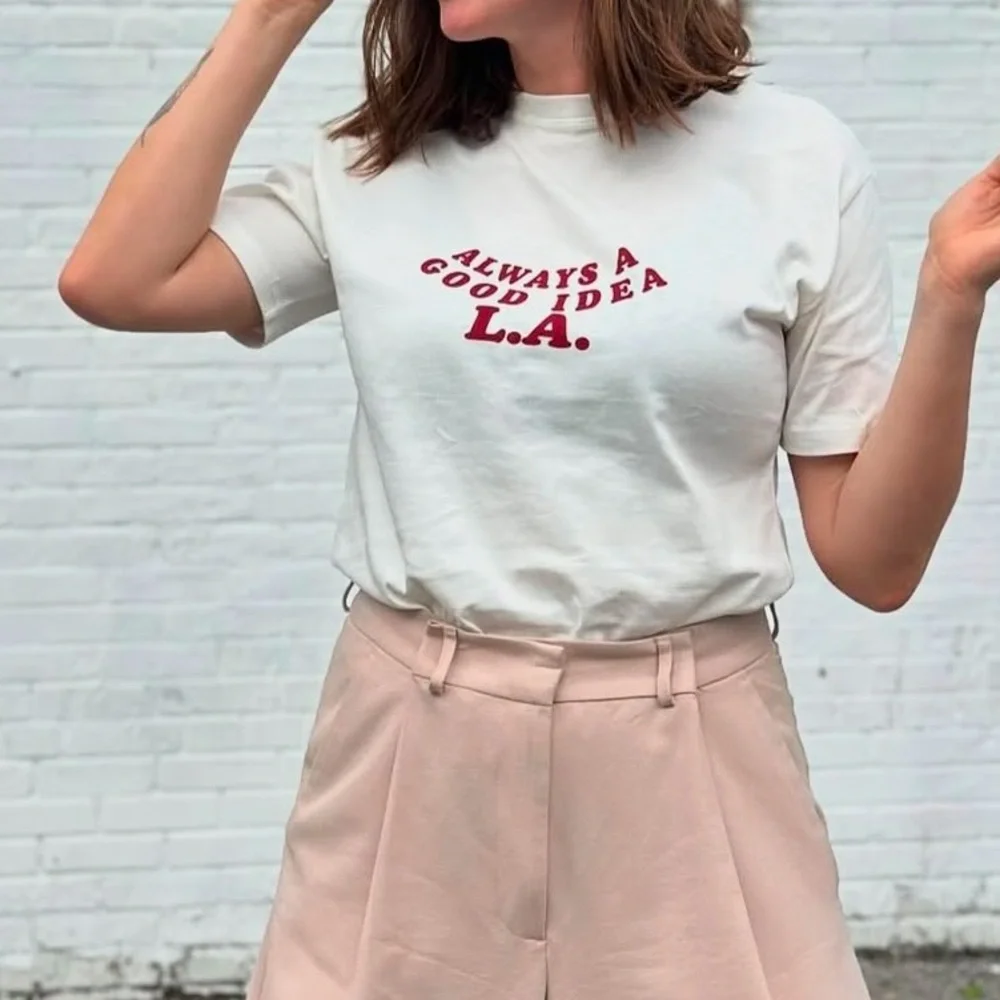 Zara “LA” Red Graphic T-Shirt‎ - Picture 3 of 6